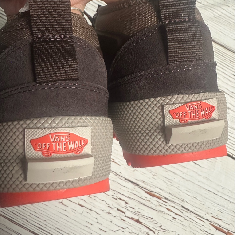 NWT! VANS MTE Half Cab Gore-Tex Shoes - Picture 16 of 16